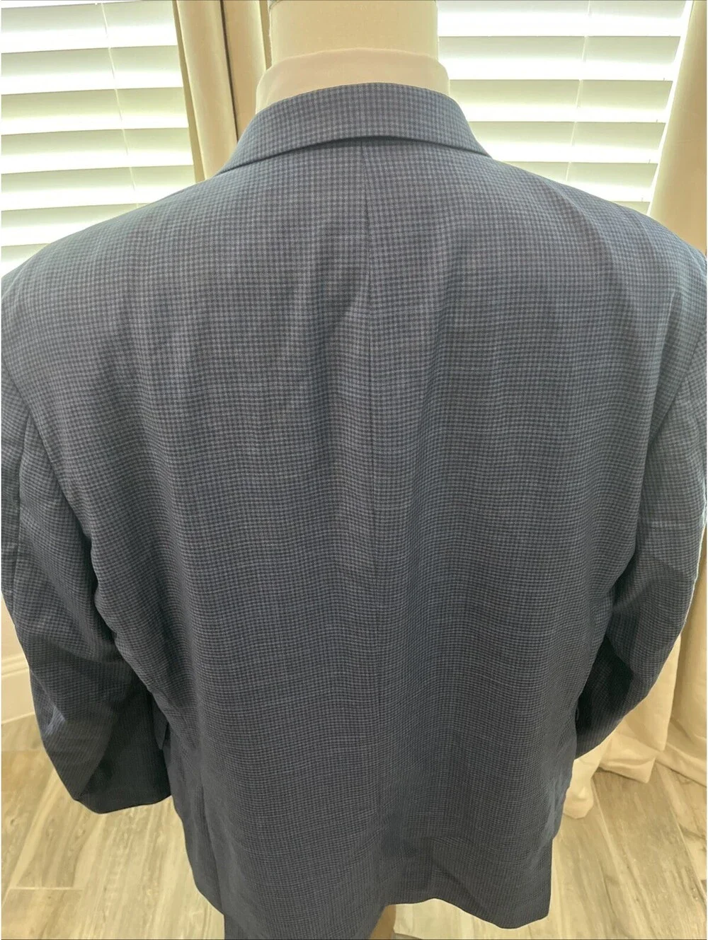 PETER MILLAR BLUE PATTERN MENS BLAZER 50TALL MADE IN CANADA VGC